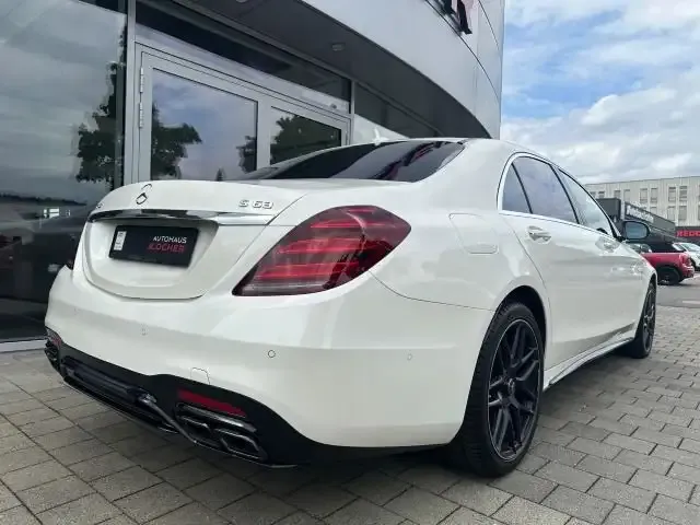 Mercedes-Benz S 63 AMG