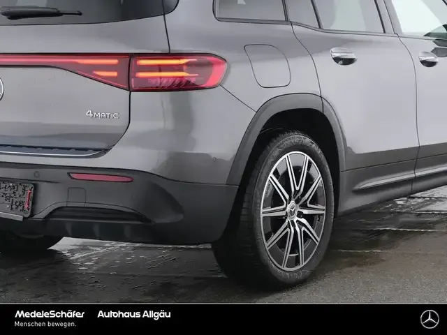 Mercedes-Benz EQB 350