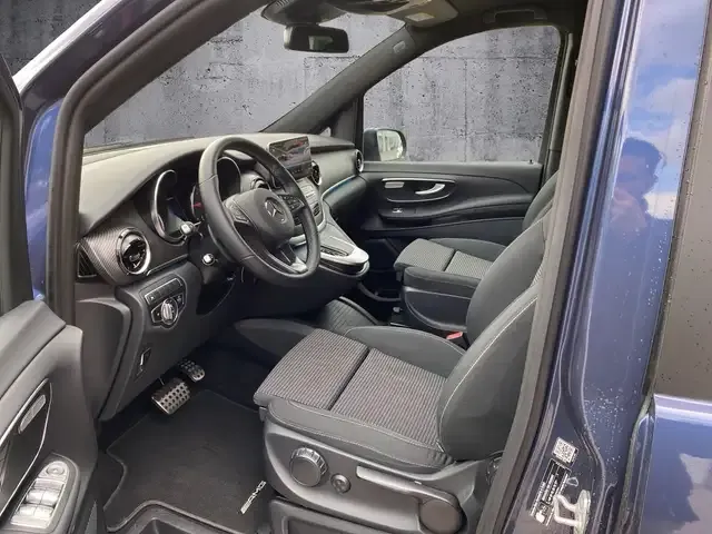 Mercedes-Benz V 250