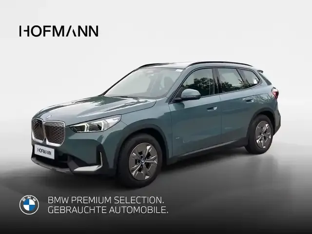 BMW iX1
