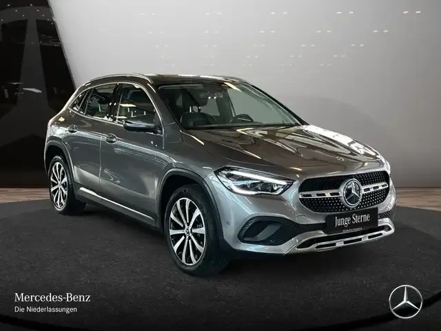 Mercedes-Benz GLA 250