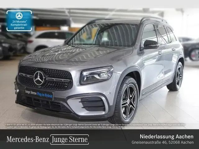 Mercedes-Benz GLB 180