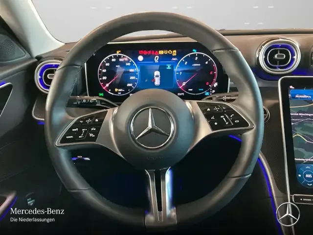 Mercedes-Benz C 220