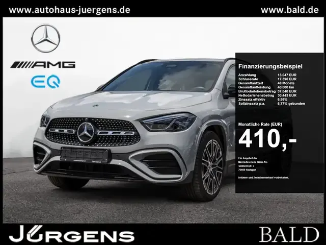 Mercedes-Benz GLA 220