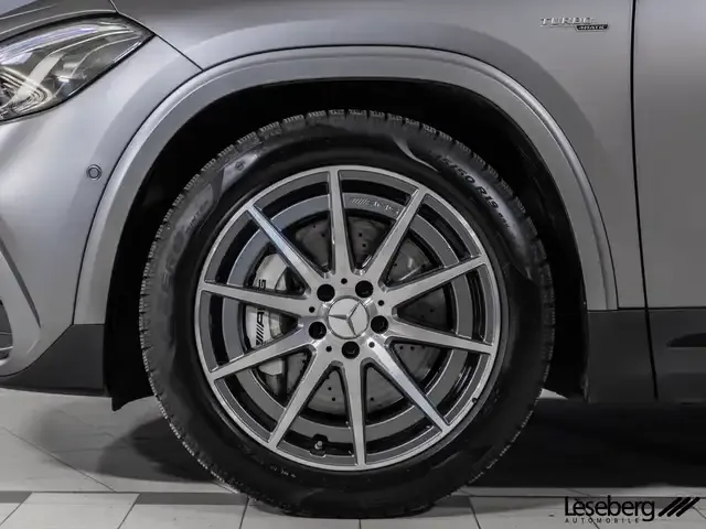 Mercedes-Benz GLA 35 AMG