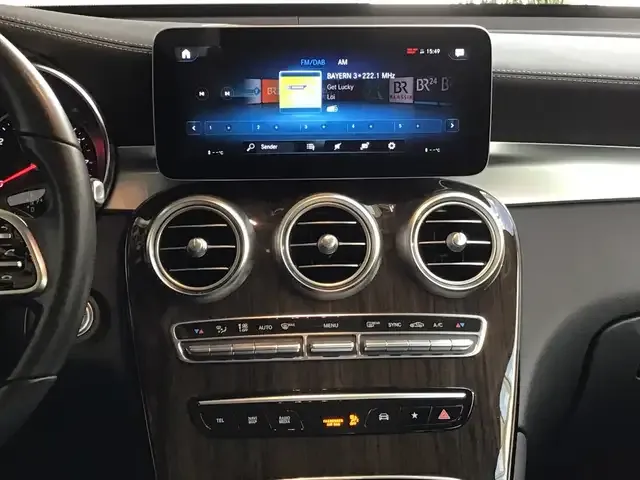 Mercedes-Benz GLC 200