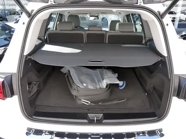 Mercedes-Benz EQB 300