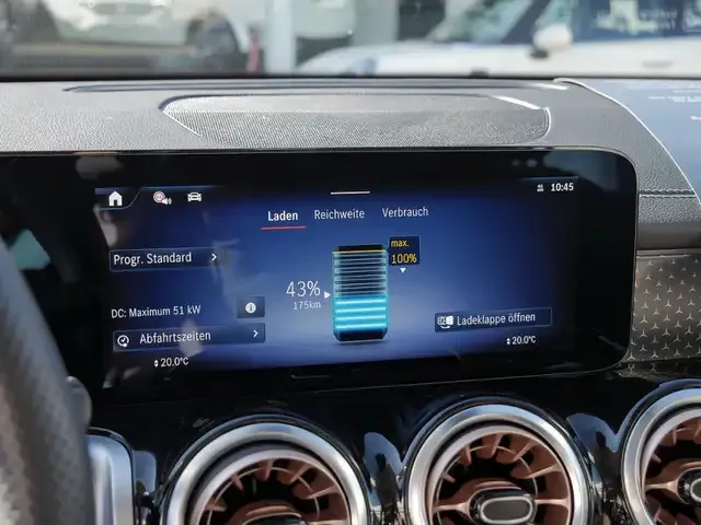 Mercedes-Benz EQB 300