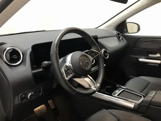 Mercedes-Benz B 250