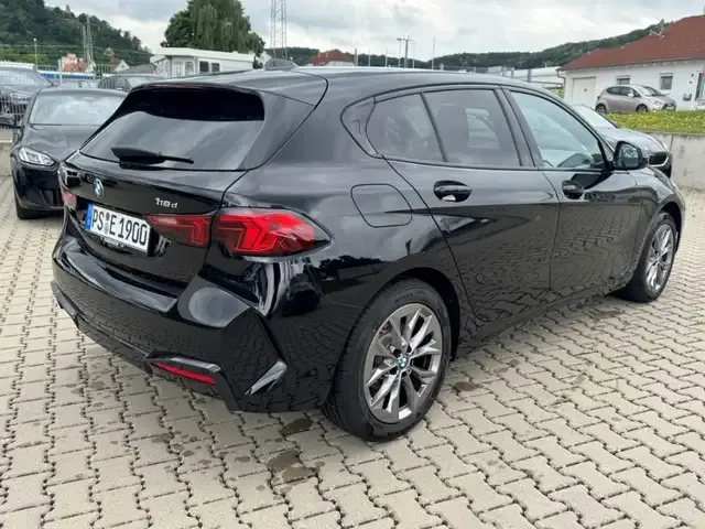 BMW 118