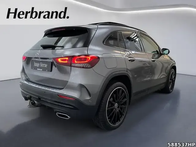 Mercedes-Benz GLA 250