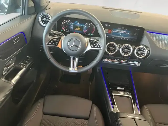 Mercedes-Benz GLA 180