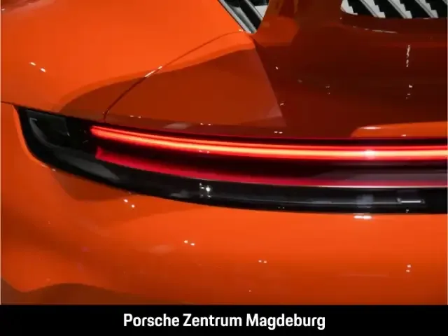Porsche 992