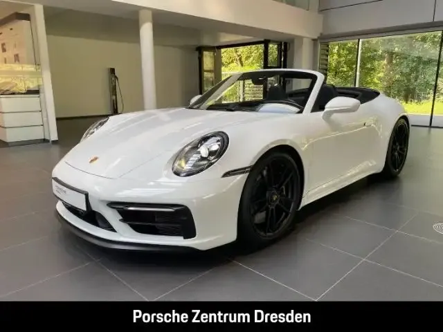 Porsche 992