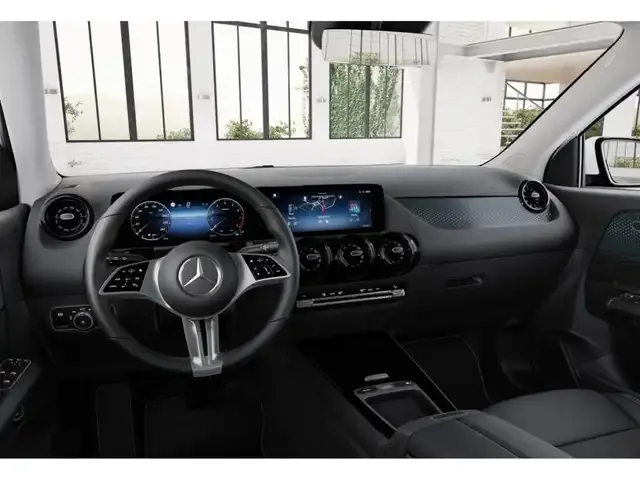 Mercedes-Benz GLA 220