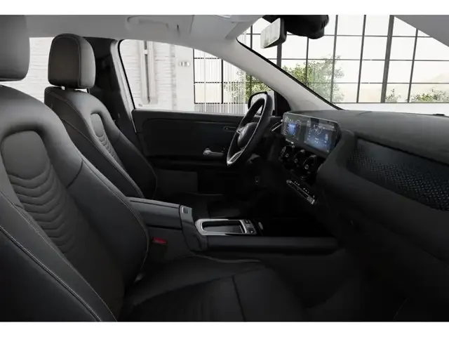 Mercedes-Benz GLA 220