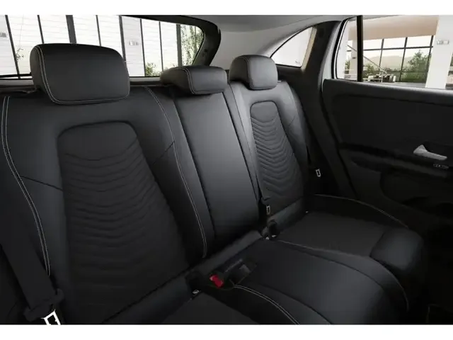 Mercedes-Benz GLA 220