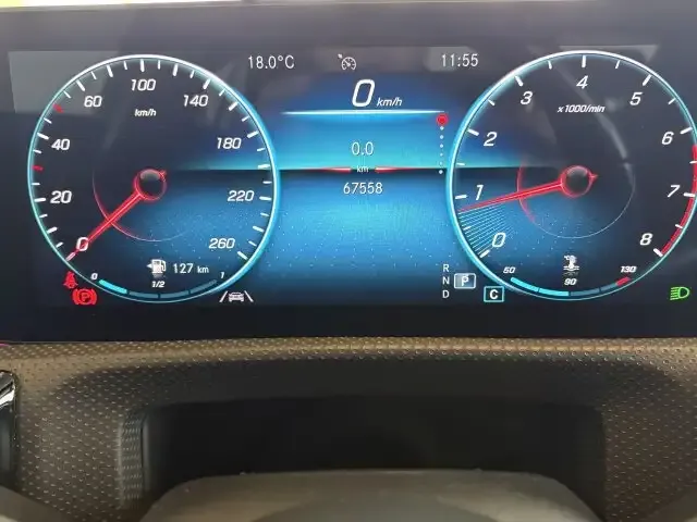 Mercedes-Benz CLA 180
