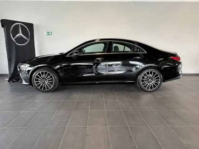 Mercedes-Benz CLA 180