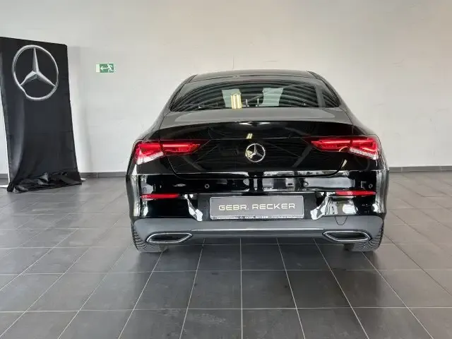 Mercedes-Benz CLA 180