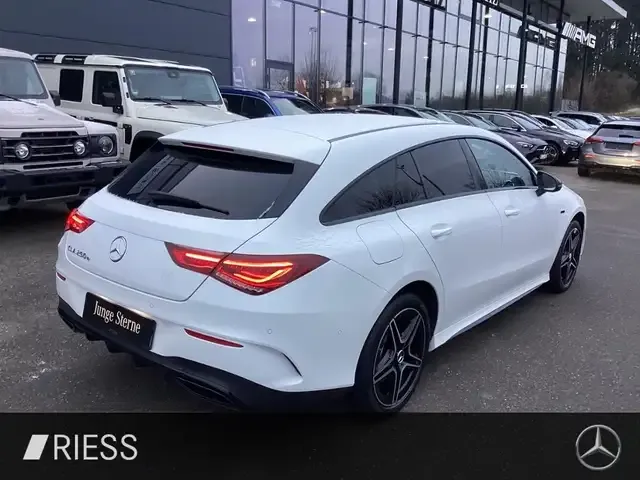 Mercedes-Benz CLA 250