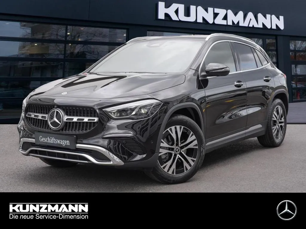Mercedes-Benz GLA 200