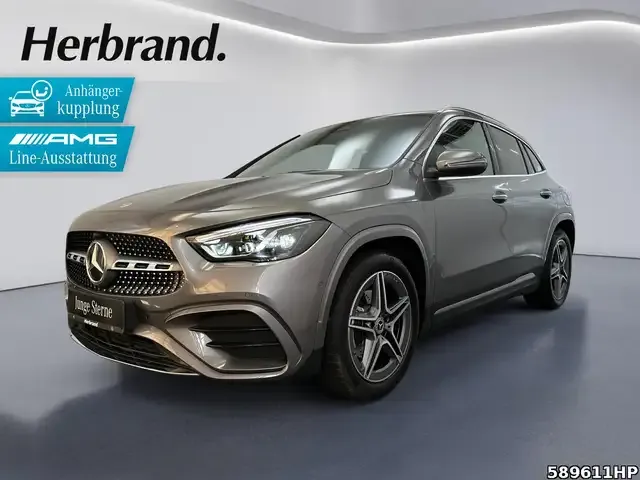 Mercedes-Benz GLA 200