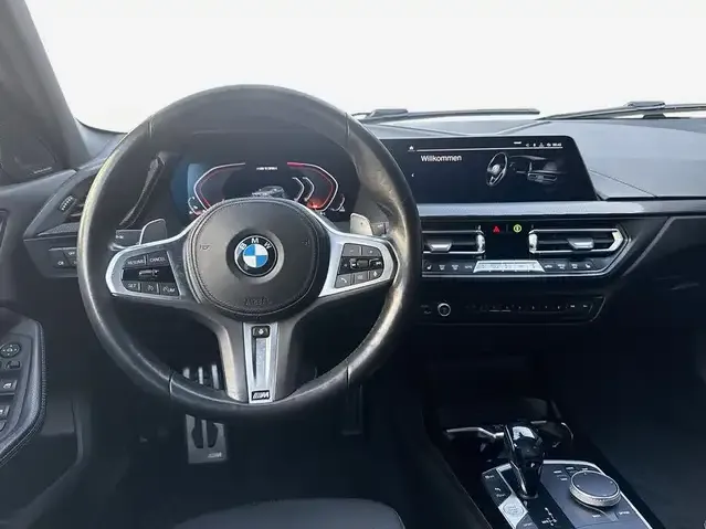 BMW M1