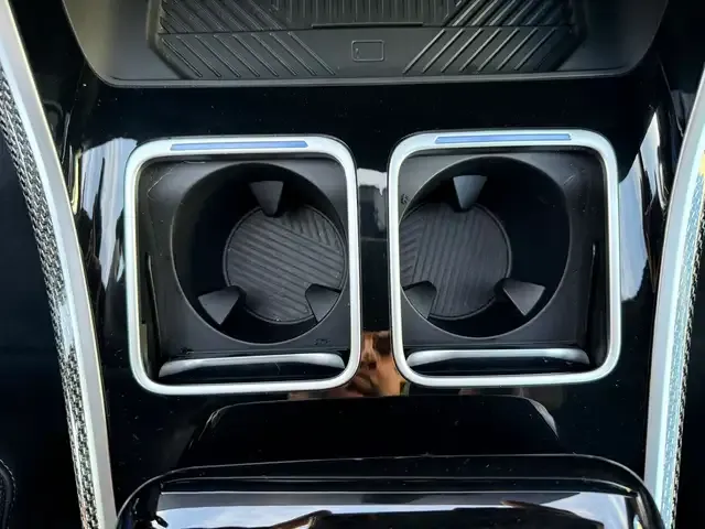 BMW 750
