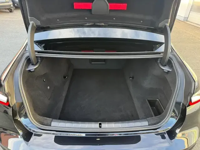 BMW 750
