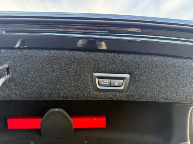 BMW 750