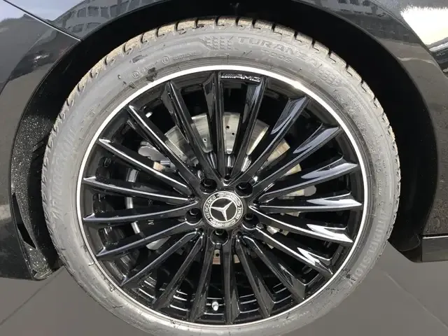 Mercedes-Benz CLA 220