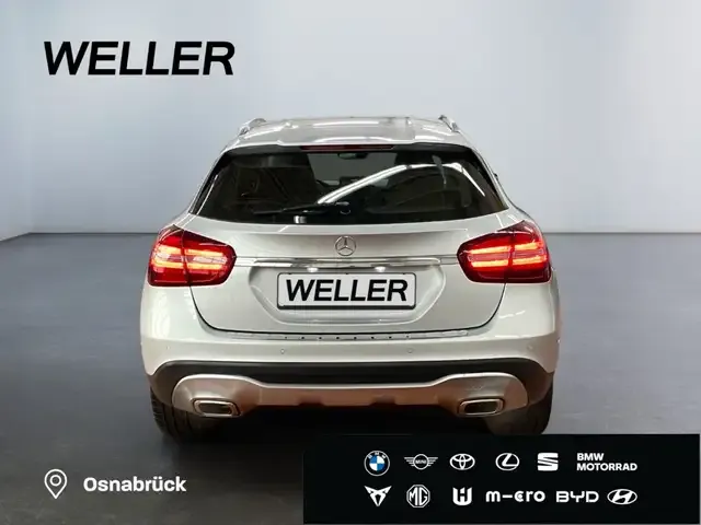 Mercedes-Benz GLA 180