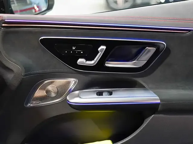 Mercedes-Benz EQE 350