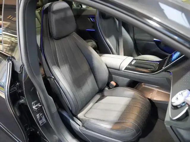 Mercedes-Benz EQE 350