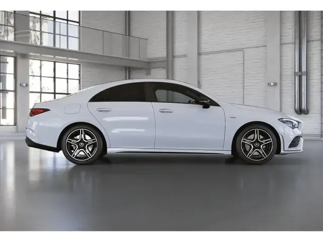 Mercedes-Benz CLA 250
