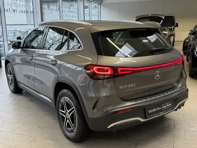 Mercedes-Benz EQA 250