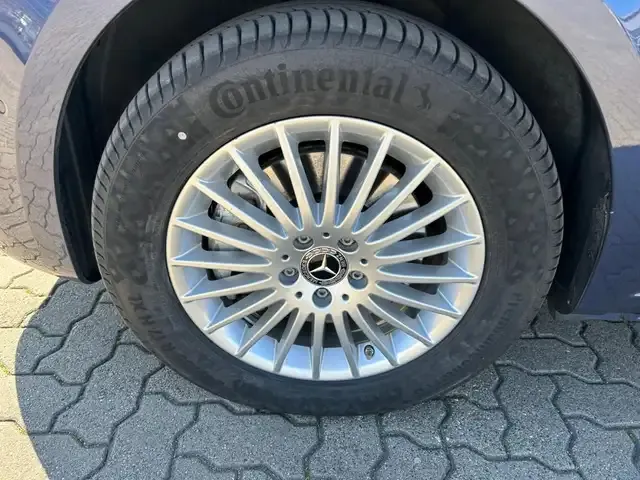 Mercedes-Benz EQV 300