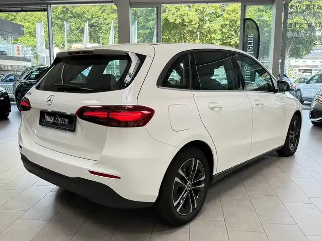 Mercedes-Benz B 250