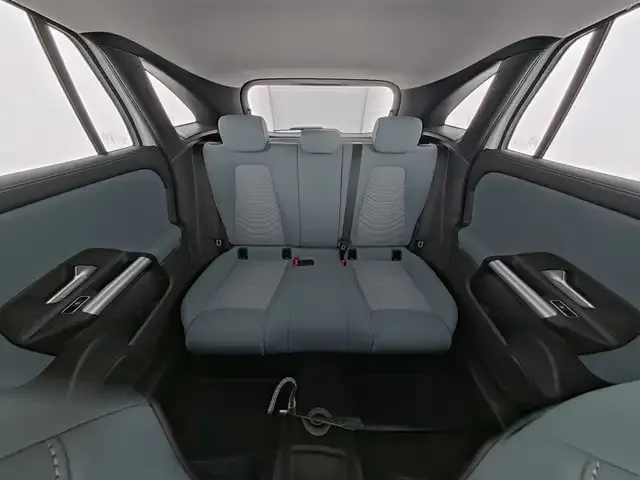 Mercedes-Benz GLA 220