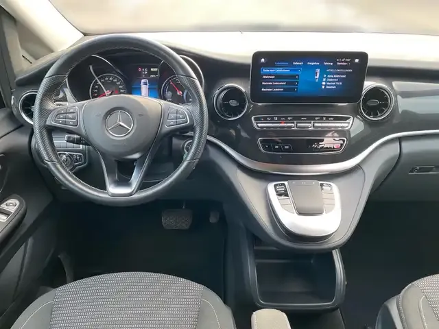 Mercedes-Benz EQV 300