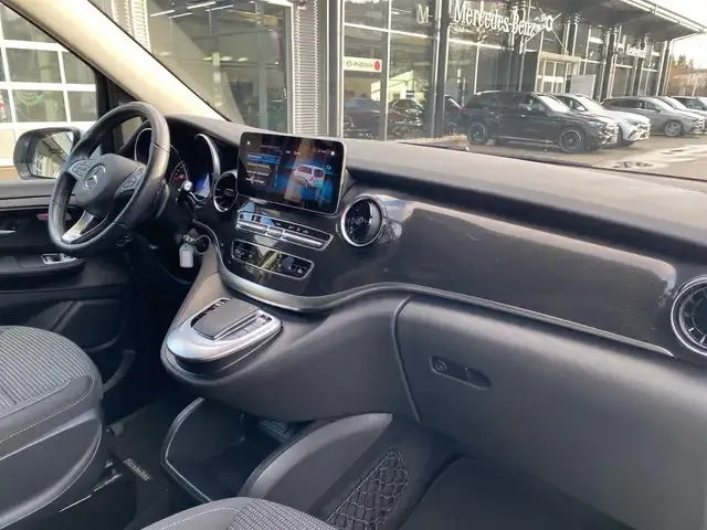 Mercedes-Benz EQV 300