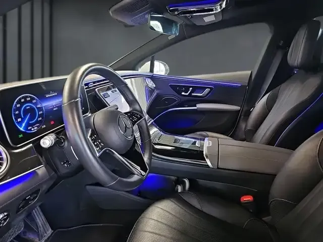 Mercedes-Benz EQS