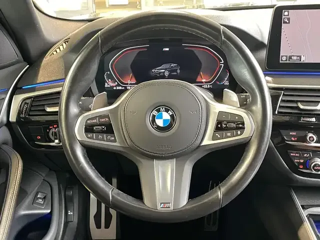 BMW 530