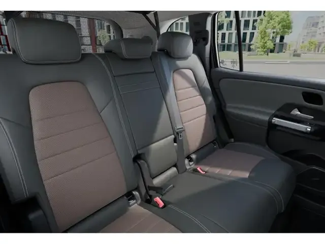 Mercedes-Benz EQB 250