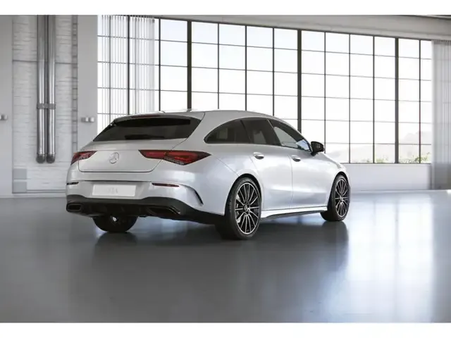 Mercedes-Benz CLA 220