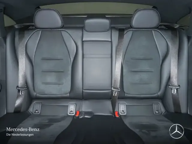 Mercedes-Benz EQE 300