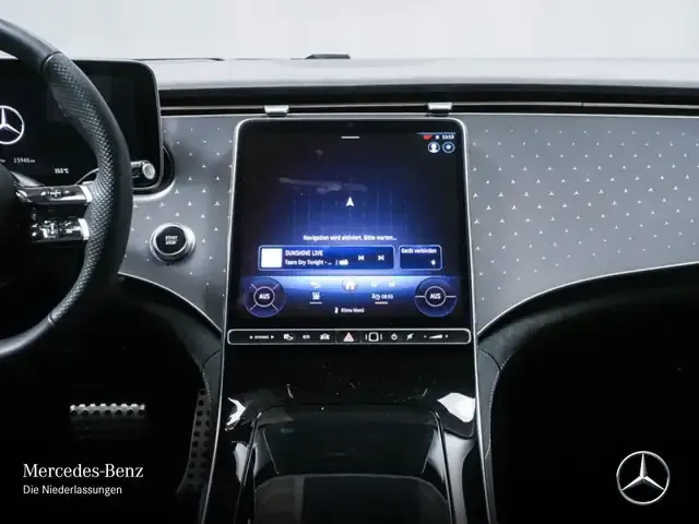 Mercedes-Benz EQE 300