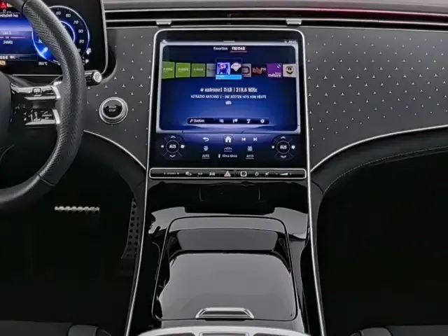 Mercedes-Benz EQE 350