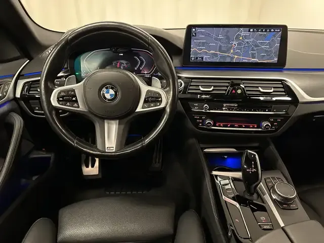 BMW 530